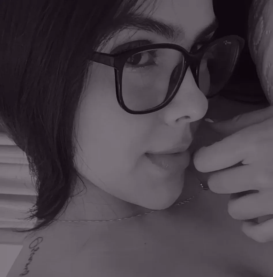 Mar, 23 años