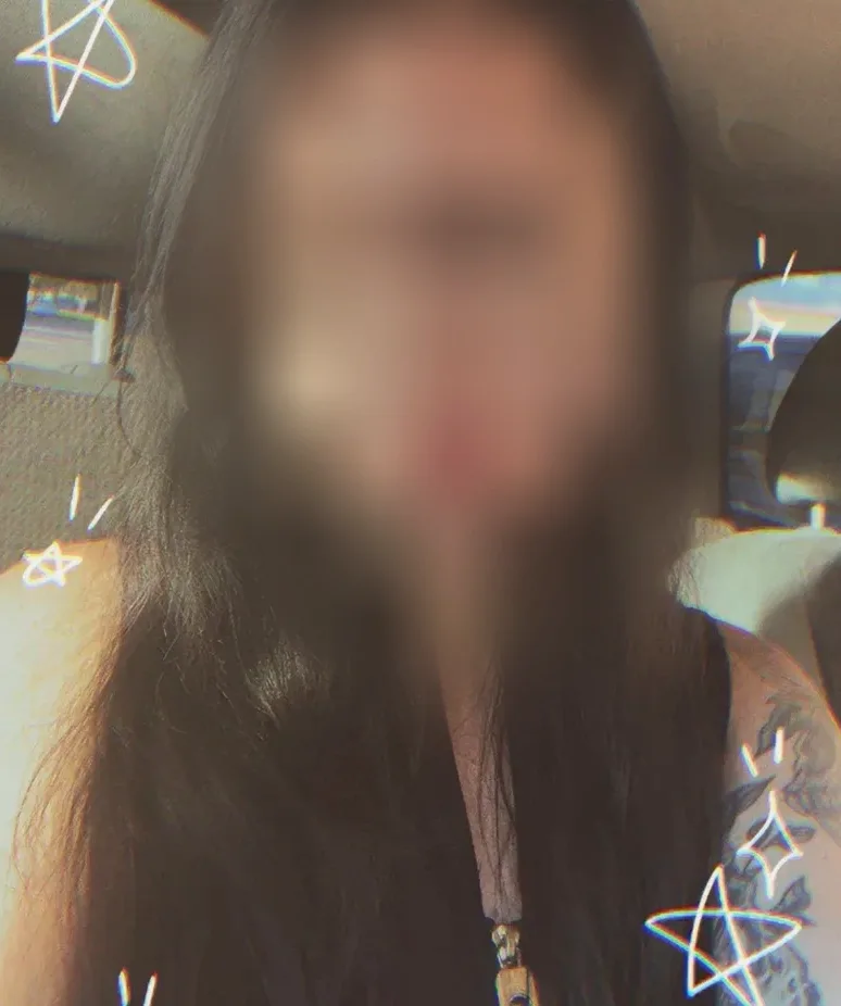 Mercedes, 23 años